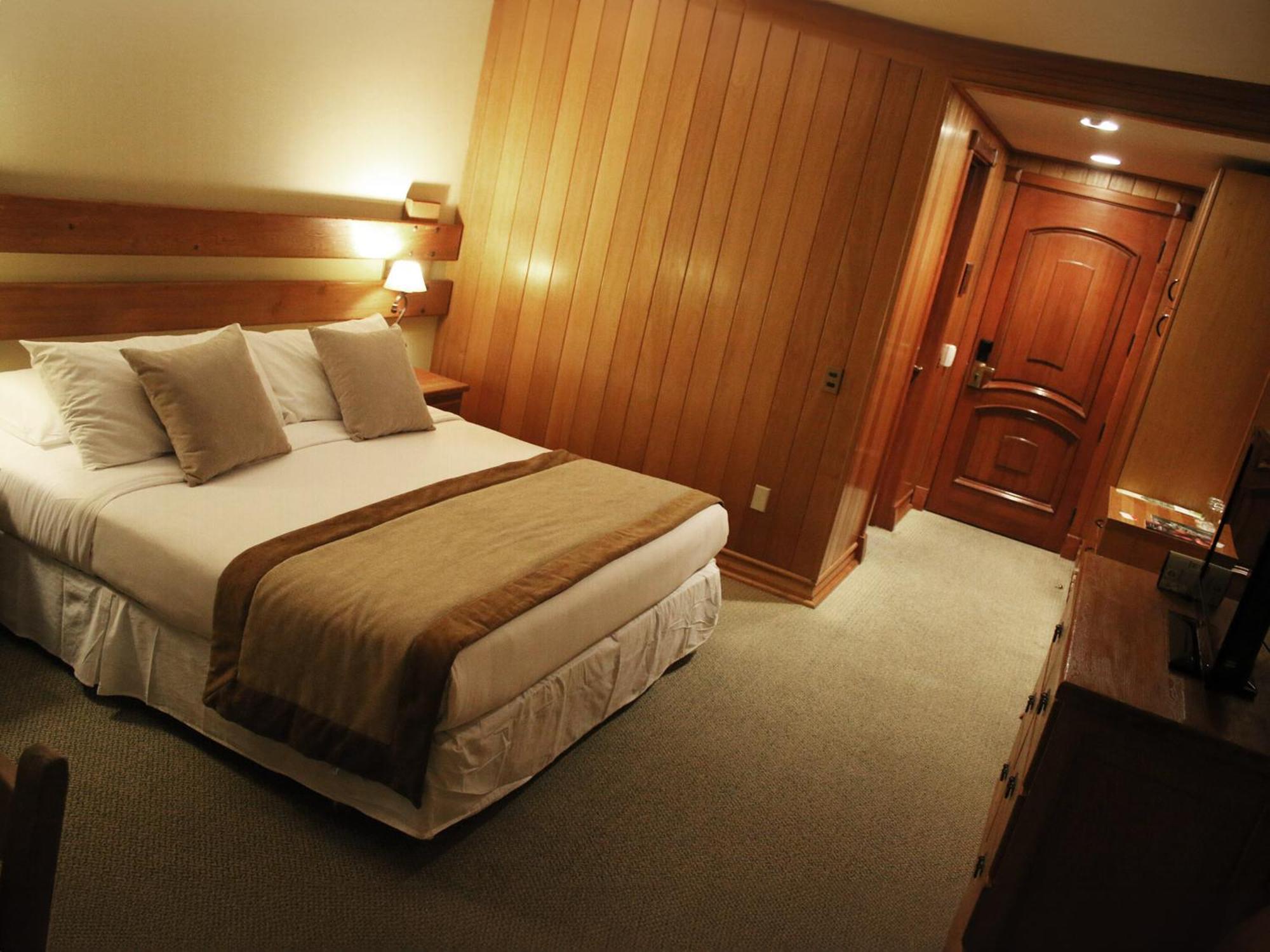 Loberias Del Sur Hotel Puerto Chacabuco Luaran gambar